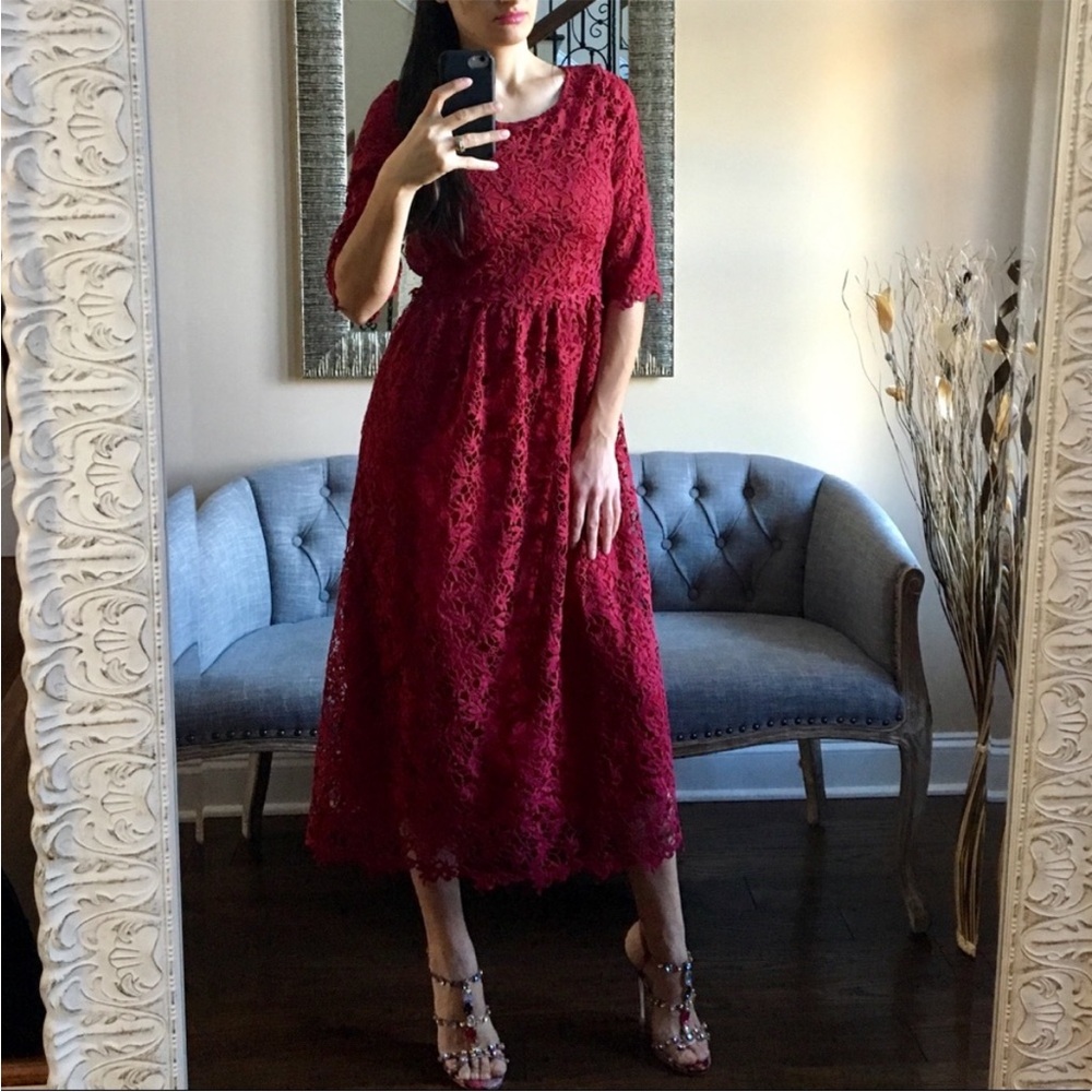 Lace Short Sleeve Midi Dress NWT